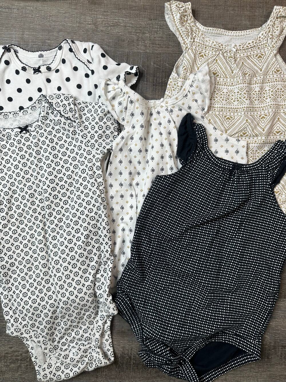 Carters Set of 5 Girls Onesies Geometric Polka Dots Black White Tan Sz 12 Months